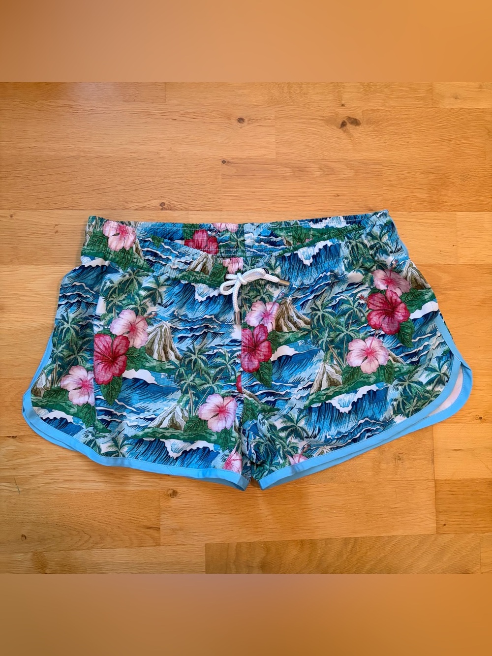 NWOT Franks Women's 'Oahu' Tropical Swim Shorts Blue Pink Floral Board Shorts, M